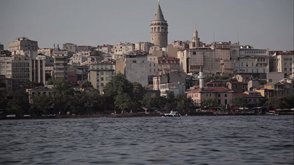 Up and Down Galata | Asagi Yukari Galata