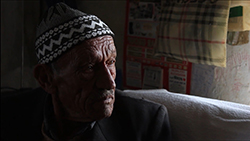 Menderes Kiyisinda | On the Edge of Menderes