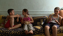 Do You Think God Loves Immigrant Kids, Mom? | Tanri Gocmen Cocuklari Sever mi Anne?